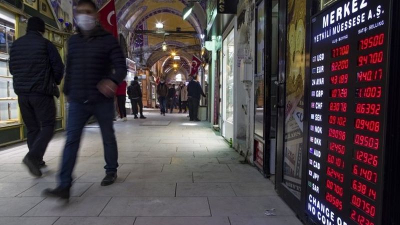 Türk lirasındaki çalkantı uzun süre devam edebilir