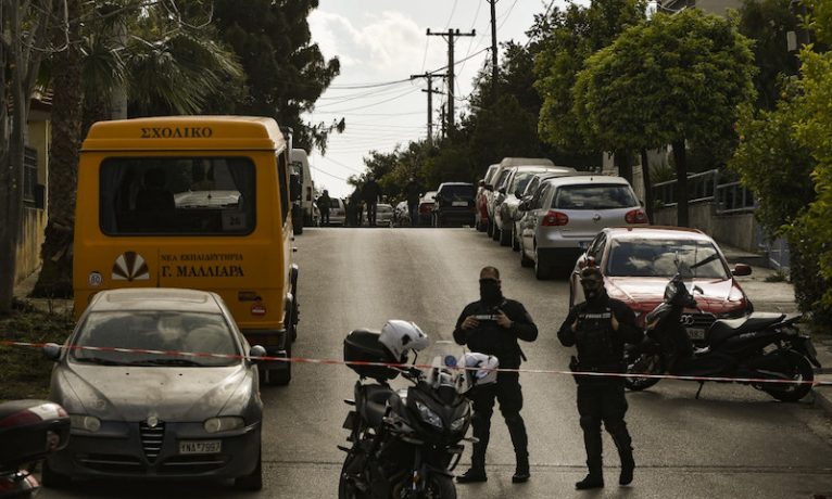 Yunanistan’da gazeteciye suikast