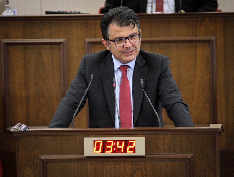 Akansoy Meclis’te konuştu: Kutlu Adalı soruşturması yeniden açılmalı!