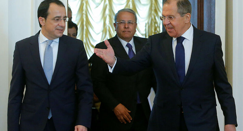 Hristodulidis’ten Lavrov’a övgüler