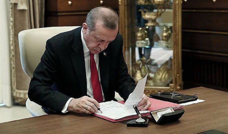 Erdoğan ziyaret öncesi 500 milyon dolar kredi anlaşmasını imzaladı