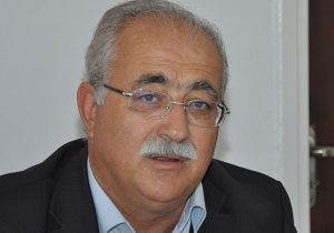 İzzet İzcan: Telekominikasyon dairesini Türk Telekom’a peşkeş çekemezsiniz.