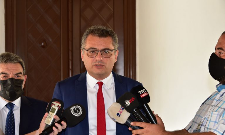 Erhürman: Ülke tarihinde ilk kez Cumhurbaşkanına Meclis’i feshetmesi dayatılacak