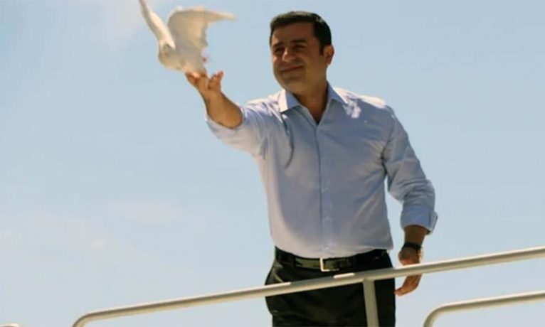 Selahattin Demirtaş: Umut olmadan yaşanır mı?