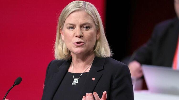 İsveç’in ilk kadın başbakanı yeniden görevde
