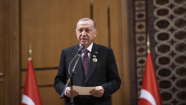 Erdoğan ‘halkın egemen eşitliğine’ dikkat çekti