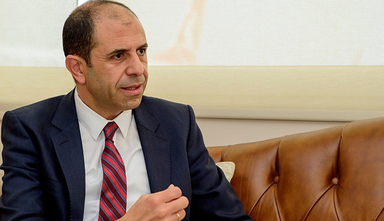 Özersay: Daha ne duruyorsunuz?