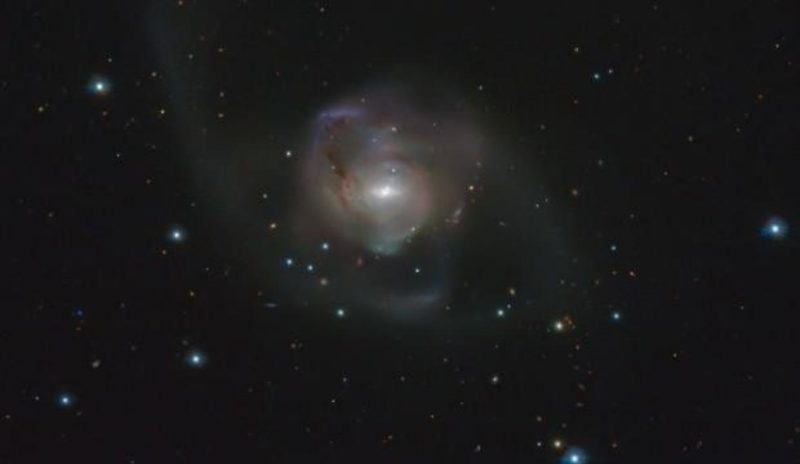Dünya’ya en yakın süper kütleli karadelik çifti gözlemlendi