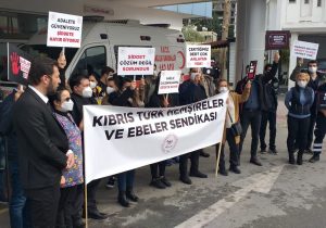 Hemşireler ve Ebeler Sendikası’ndan sert açıklama: “Artık yeter, haddinizi aştınız!”