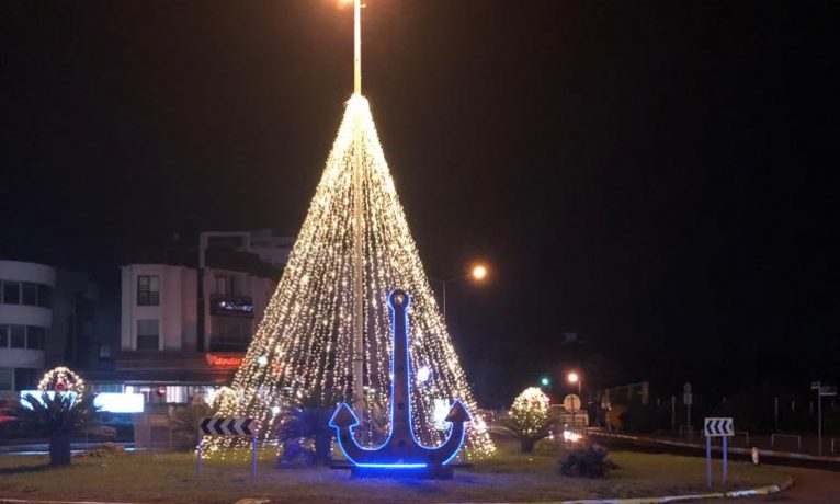 Girne Belediyesi yılbaşı süslemeleriyle ilgili açıklama yaptı