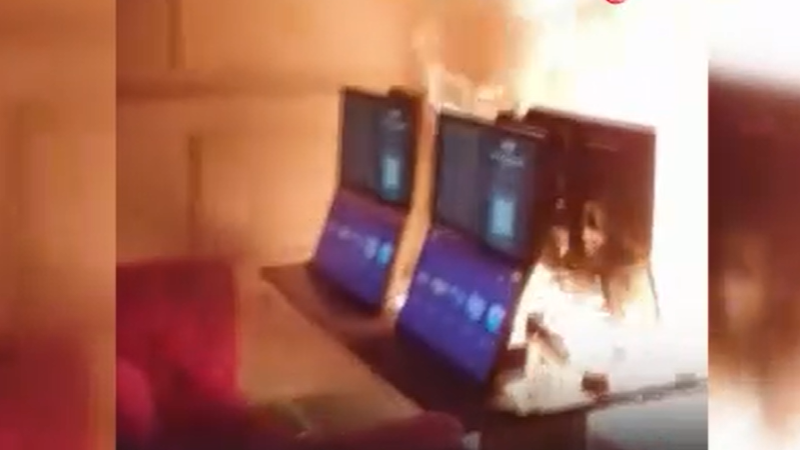 Benzin döktü, loto kulübünü yaktı (Video Haber)