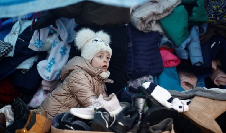 Ukrayna’dan 450 bin mülteci Polonya’ya geçiş yaptı