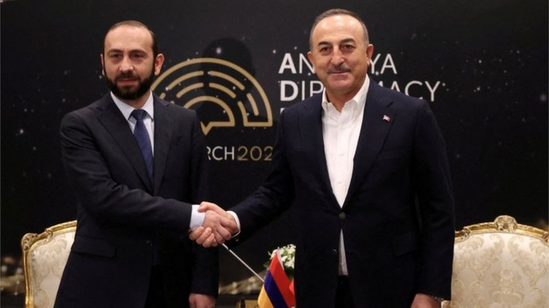Ermenistan Dışişleri Bakanı Mirzoyan: Türkiye’yle diplomatik ilişkiler kurmaya ve sınırları açmaya hazırız