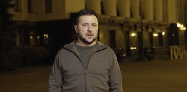 Zelenskiy, savaşın birinci ayında “küresel protesto” çağrısı yaptı