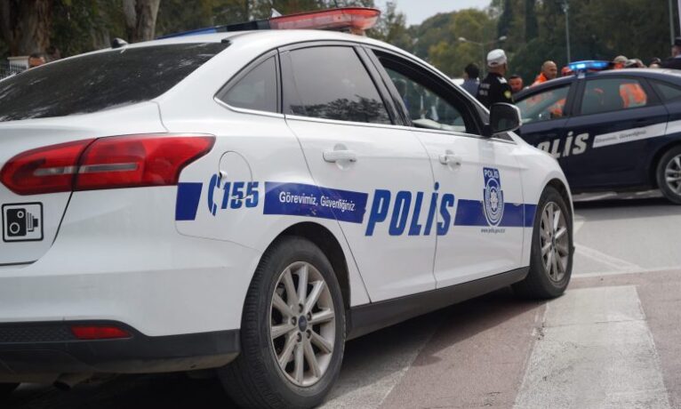 Lefkoşa’da bıçaklı saldırıya uğrayan kadın yoğun bakımda
