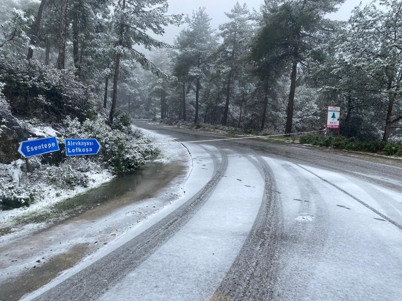 Alevkayası- Karaağaç yolu da kapatıldı