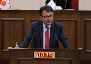 CTP’den Zorlu Töre’ye ‘ahmaklık’ tepkisi