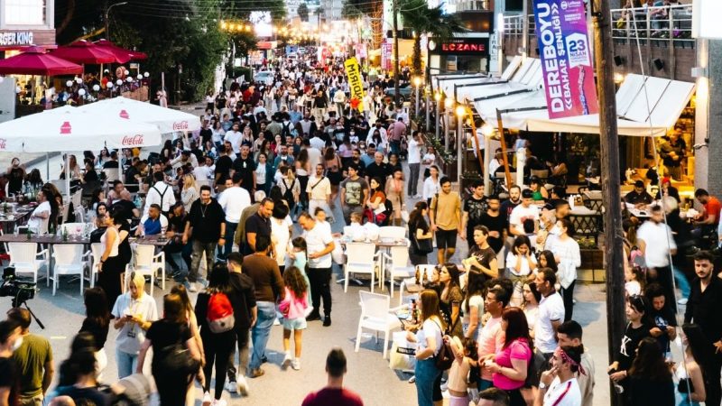 Baharın Coşkusu Dereboyu Bahar Şenliği’nde Yaşandı