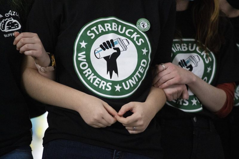 Amazon ve Starbucks’tan işçilerin sendikalaşmasına karşı hamle