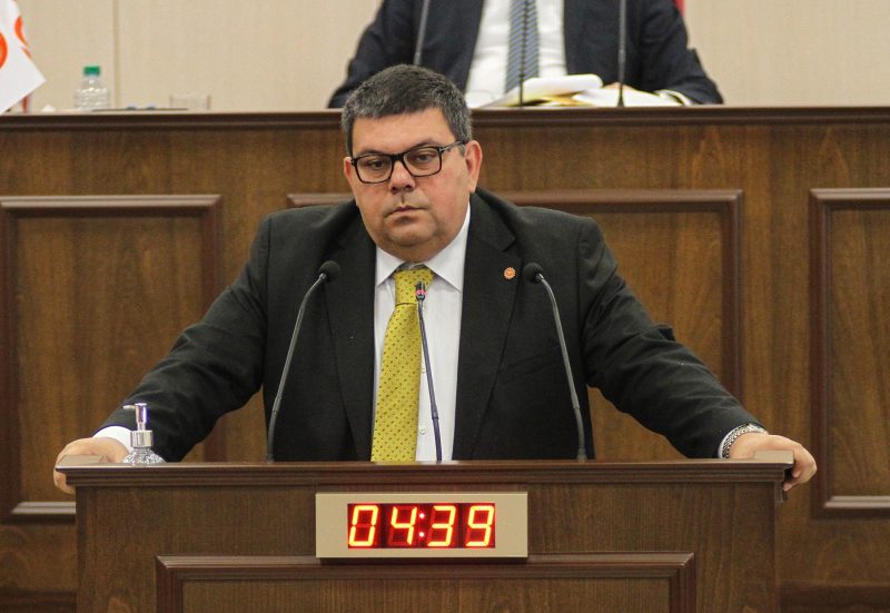 Berova: Muhalefet reformu engellemeye çalışıyor, tavrımız nettir