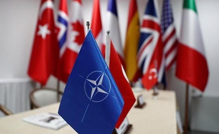 Kıbrıs’ın NATO üyeliğine Türkiye engeli