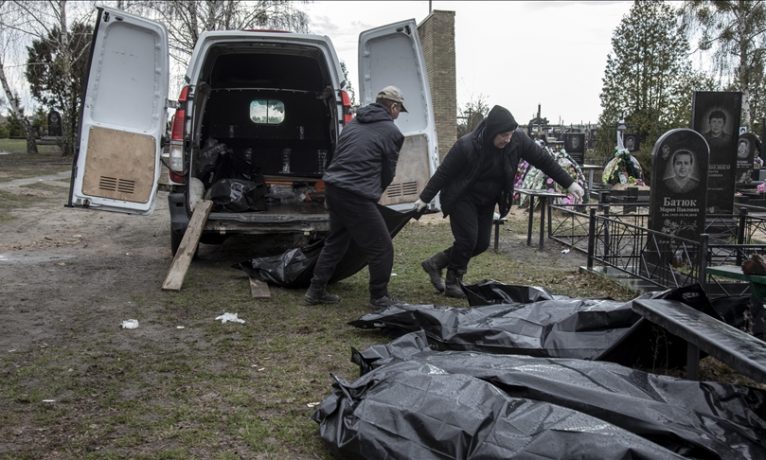 Ukrayna: Buça’daki toplu mezardan 40 sivilin cesedi çıktı