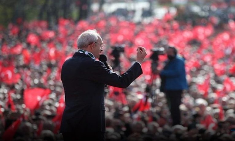 CHP’de Kılıçdaroğlu kulisleri: Parti rozetini çıkaracak, yetkilerini paylaşacak