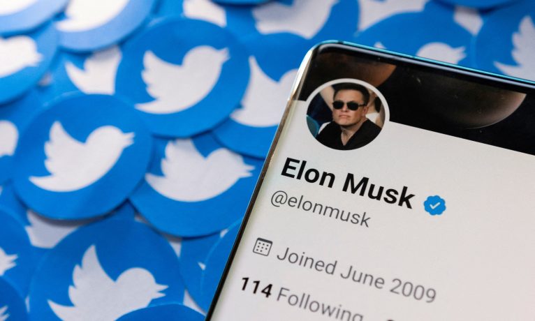 Musk’ın Twitter’ı satın alma anlaşması geçici olarak askıya alındı