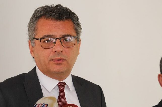 Erhürman: “Geçmişte hiçbir şey olmamış gibi yaşıyoruz”