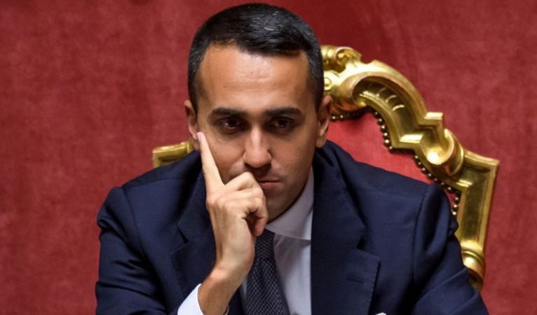 Ukrayna’ya silah yollama kararı İtalya’da krize neden oldu: Dışişleri Bakanı, partisinden ayrıldı