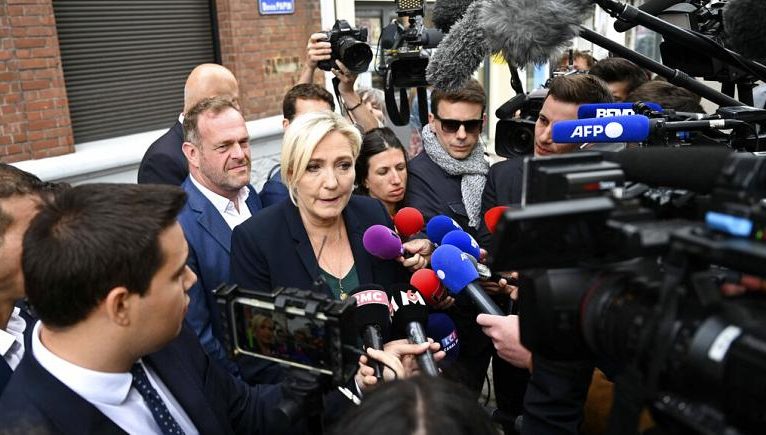 Aşırı sağcı Fransız lider Le Pen: Fransız siyasetinde tarihi bir zafere imza attık, deprem yarattık