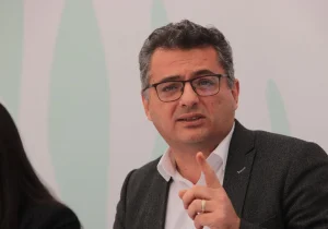 Erhürman: “Ülkede elektrik sorunu yaşanıyor, Başbakanlıktan tık yok”