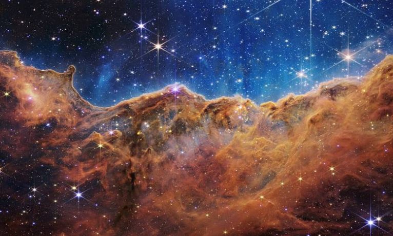 James Webb: NASA’nın paylaştığı yeni fotoğraflarda nebula ve galaksilerin sırları saklı
