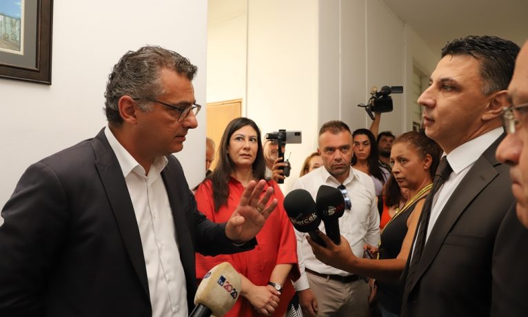 “Kıbrıs Türk halkı adına hesap sormak için Başbakanlık’tayız!”