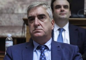 Yunanistan ulusal istihbarat teşkilatı başkanı telefon dinleme skandalı nedeniyle istifa etti
