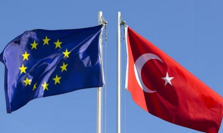 Schengen vizelerine ret: Türk vatandaşlarına verilmemesinin gerekçesi artan iltica talepleri