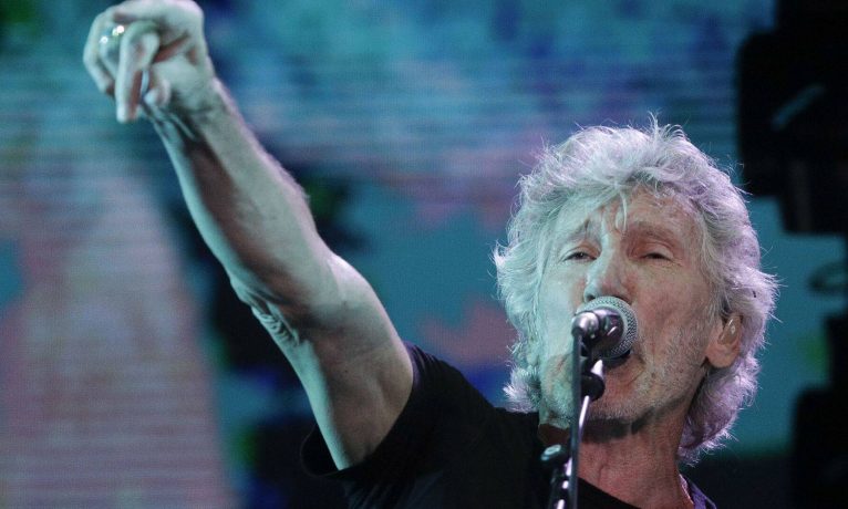 Roger Waters’tan dayanışma mesajı: Mahsa Amini benim kız kardeşim ve şu anda yaşıyor olmalıydı