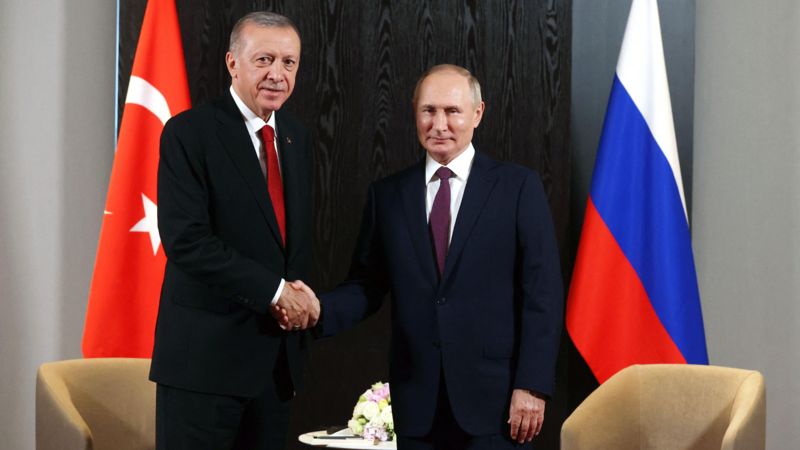 Putin: Rus şirketleri ürünlerini Türkiye üzerinden ihraç edebileceklerine dair sinyaller aldı