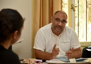 Dr. Beyoğlu: “Savaş görüntüleri çocukların ruh sağlığını olumsuz etkileyebilir”