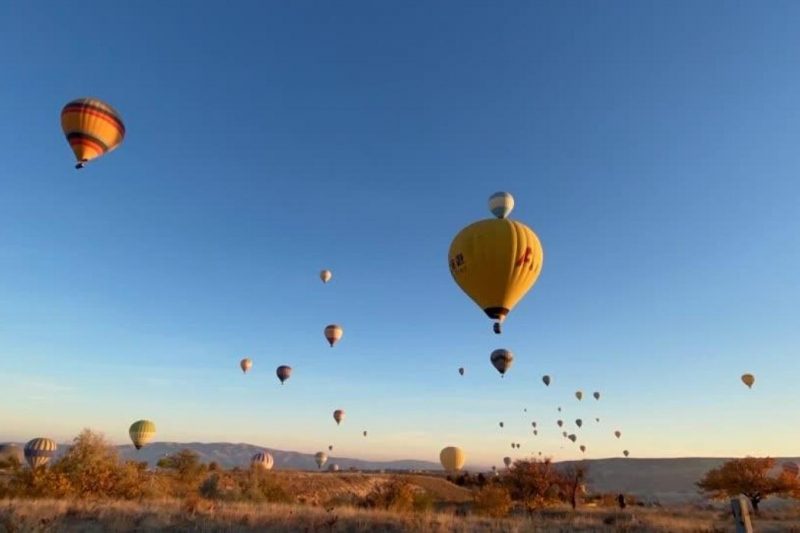 Kapadokya’da sıcak hava balonunun sert iniş yapması sonucu 2 İspanyol turist öldü, 3 kişi de yaralandı