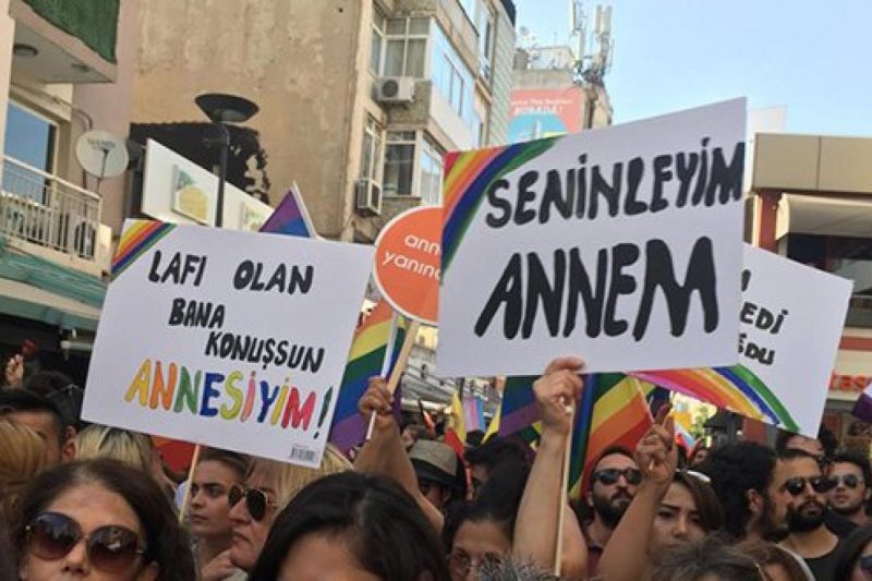 LGBTİ+ ailelerinden Erdoğan’a: Çağırın, anlatalım