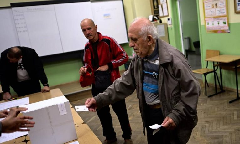 Bulgaristan’da yapılan genel seçimleri sandık çıkış anketlerine göre GERB ilk sırada bitirdi