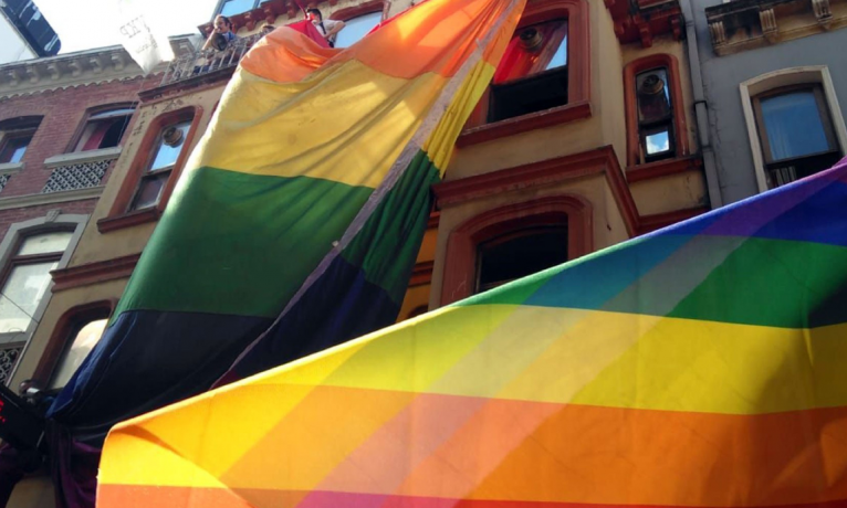 Rusya: Duma, LGBTİ+ haklarını daha da kısıtlamayı onayladı