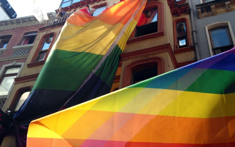 Rusya: Duma, LGBTİ+ haklarını daha da kısıtlamayı onayladı