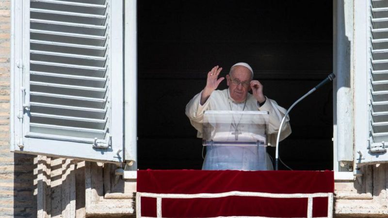 Papa Francesco, Ukrayna’da savaşı durdurması için Putin’e ‘yalvardı’