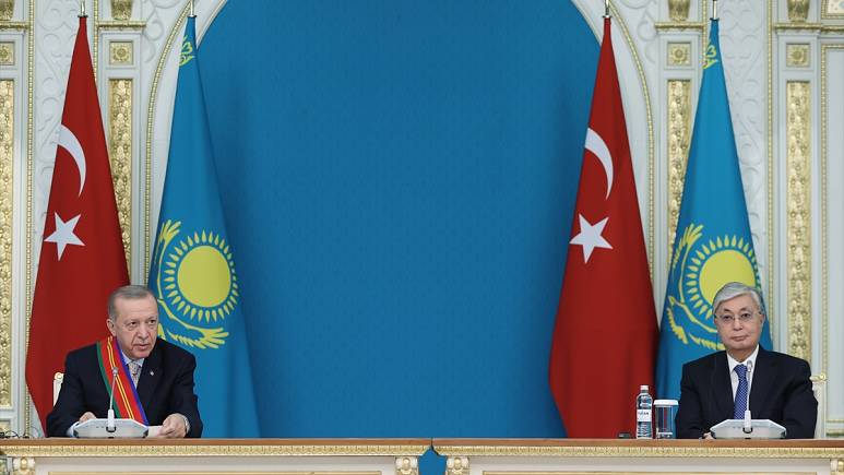 Erdoğan: Kazakistan’la ticaret hacmimizde 10 milyar dolarlık hedefe ilerliyoruz