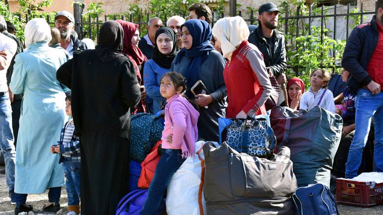 Lübnan, Suriyeli mültecileri ülkelerine geri göndermeye başlıyor