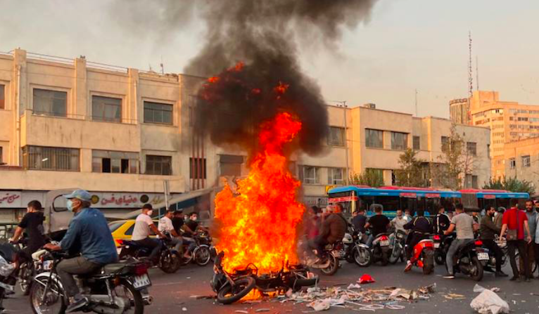 “İran’da protestolarda şu ana kadar 12 bin 450 kişi gözaltına alındı; yaklaşık 250 kişi hayatını kaybetti”