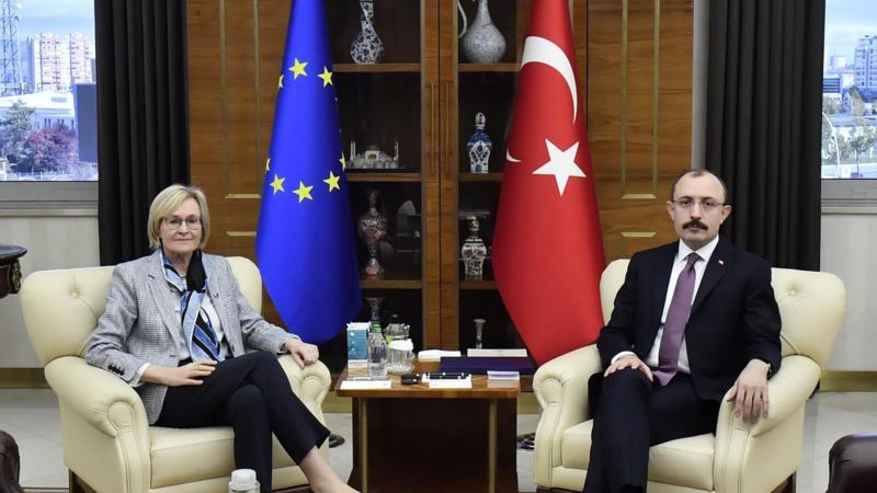 AB, Rusya’ya yaptırımların delinmesi konusunda Türkiye’yi uyardı