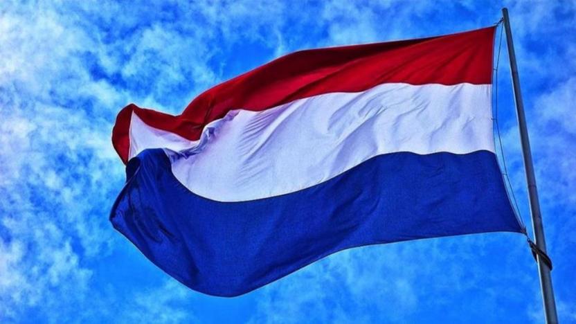 Hollanda’dan vatandaşlarına İran’ı terk edin çağrısı